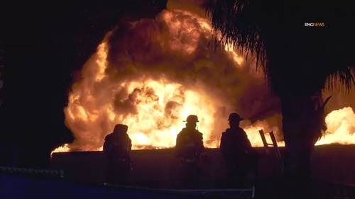 Se desata incendio en escuela primaria del condado de Ventura