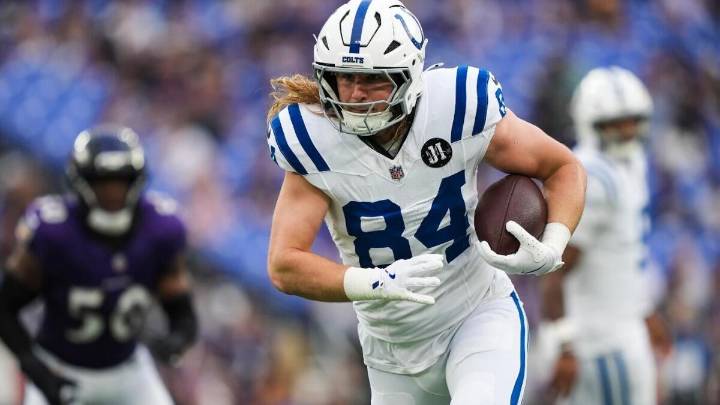 Fantasy football rankings 2025: Breakouts, optimal picks from model that called Jayden Daniels' big season