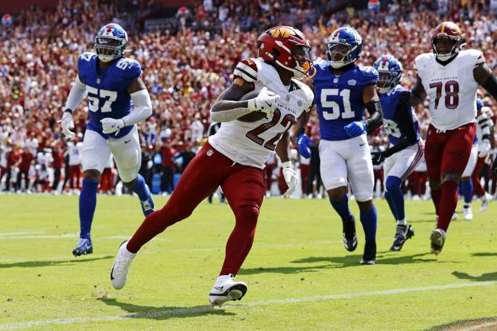 Deadspin | Commanders hold firm to spoil Russell Wilson's Giants debut