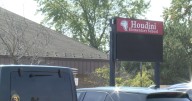 Fox Cities districts maintain security measures after Green Bay's new bag policy