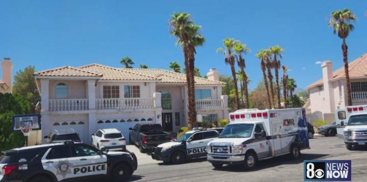 ‘I’m not safe!’ Girl yells outside teen group home, neighbors point to problems at Las Vegas psychiatric facility