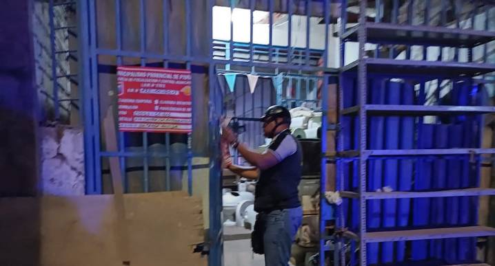 Piura: Clausuran un bar y sancionan restaurante por incumplir normas municipales