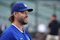 Deadspin | Dodgers' Clayton Kershaw sizes up Giants ahead of final home start