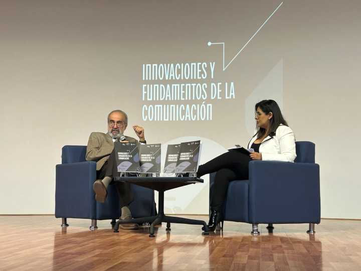 FCC de la UASLP fue sede de la presentación del libro “Innovaciones y fundamentos de la comunicación AMIC”