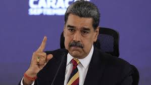 Maduro: “Si Venezuela fuera agredida, pasaría inmediatamente a la lucha armada”