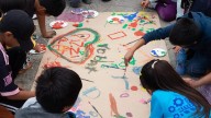Cómo ayudar a los niños en duelo: Lucirene Gómez desarrolla método con arte y teatro