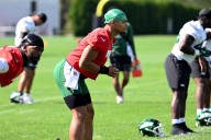 Justin Fields building strong momentum toward Jets return