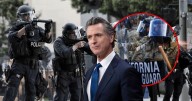 Gavin Newsom firma paquete legislativo que prohíbe a agentes usar máscaras, obliga identificación y restringe operativos de ICE en áreas sensibles de California