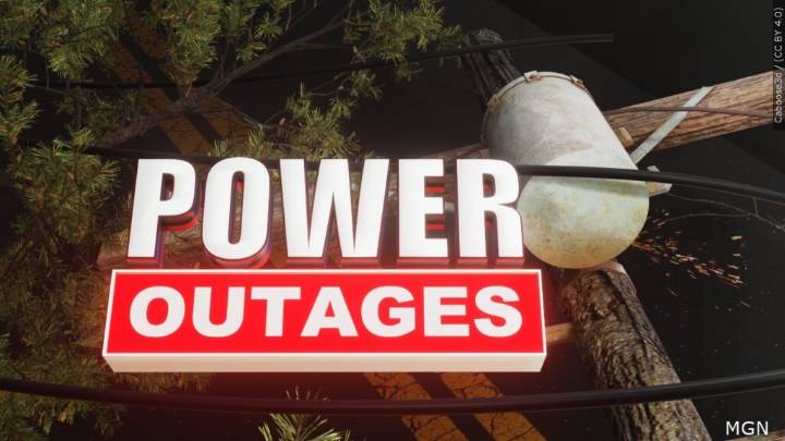 Hundreds without power in Fayette County