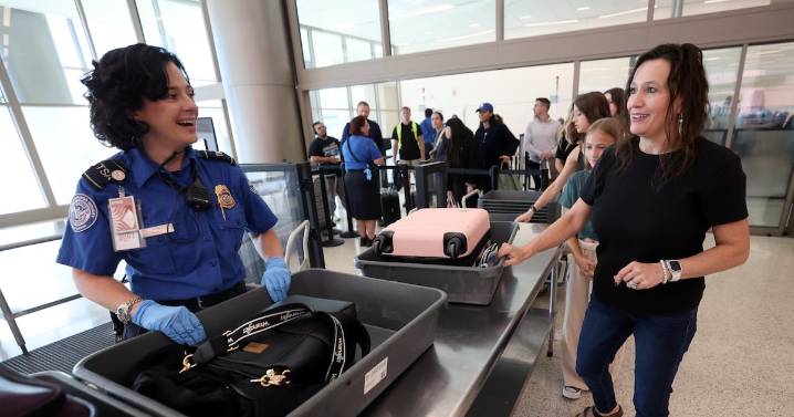 How a government shutdown could impact travelers in the U.S.