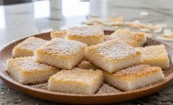Receta sin azúcar y sin harina de cuadraditos de coco
