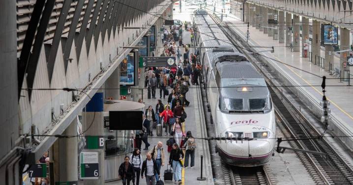 Retrasos en los trenes AVE entre Madrid y Andalucía por una avería en Atocha ya resuelta