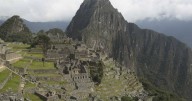 Protest strands hundreds of tourists near Machu Picchu