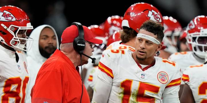 Super Bowl rematch on deck as Eagles try to follow victory over Chiefs with another in Kansas City