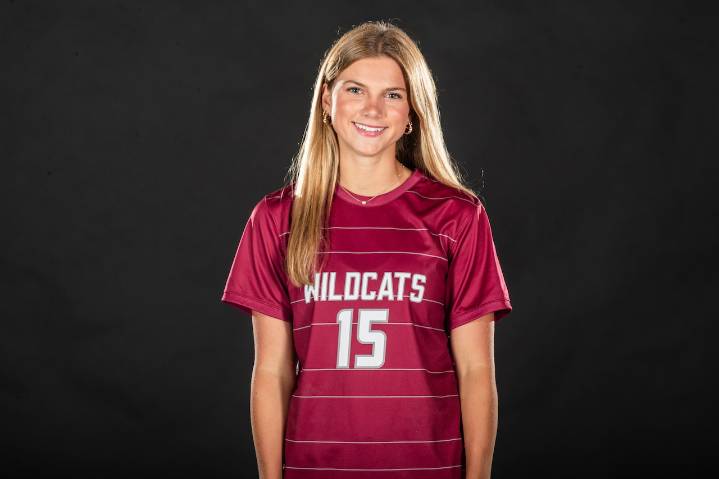 Jocelyn Smith, Maddy Walker lead Mechanicsburg to dominant win over Cedar Cliff