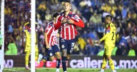 América hace el ridículo y pierde ante Chivas, deja el invicto: resumen y goles