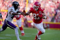 Banged-up Ravens lose Lamar Jackson, 4 other starters to injuries against the Chiefs