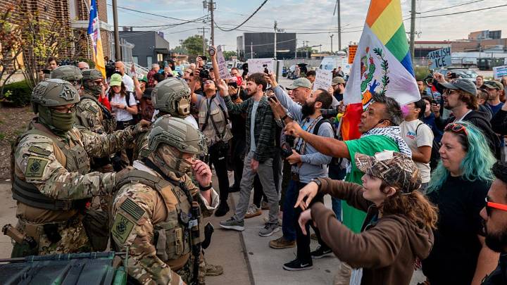 Latino leaders condemn ICE over incidents in Chicago, including driver's fatal shooting
