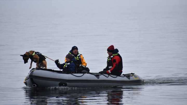 Crews searching for body of kayaker on Carter Lake near Berthoud