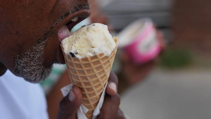As world gets hotter, Americans are turning to more sugar, study finds