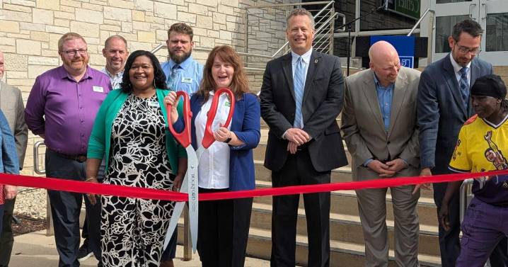 Goodwill opens adult high school in Rockford