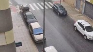 La tromba de agua obliga a cortar calles y carreteras en Alzira tras caer 75 litros en una hora