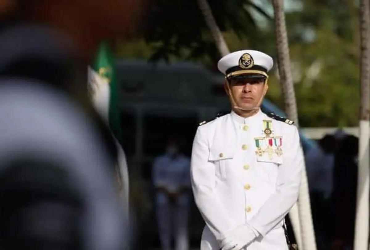 Detienen a vicealmirante por huachicol fiscal; sirvió en Puerto Vallarta