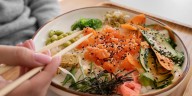 Cómo es la famosa Dieta Okinawa, y por qué aseguran que ayuda a vivir más de 100 años