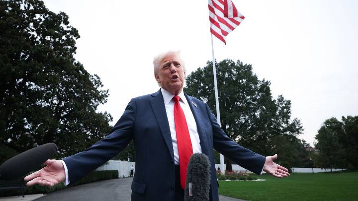 Donald Trump Shitposts AI Slop Amid Shutdown Impasse