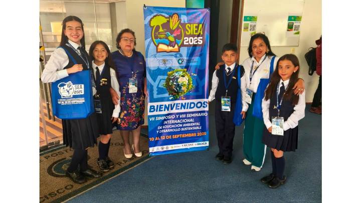 Delegación del Instituto Teresiano de Túquerres representa a Nariño en simposio internacional de educación ambiental en México