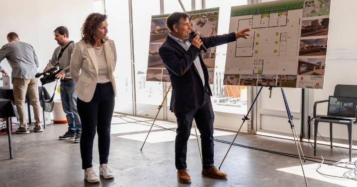 'Obras fantasma' obligan al Ayuntamiento de Almería a despedir a la constructora de la Casa Club de El Toyo