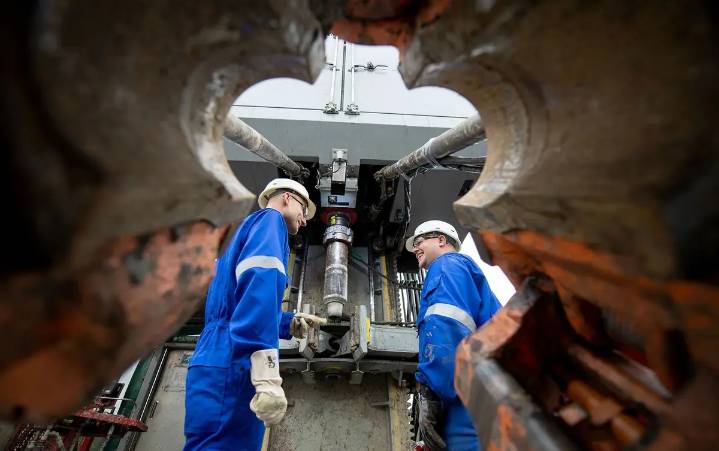 43 Million Tons Of White Gold Found