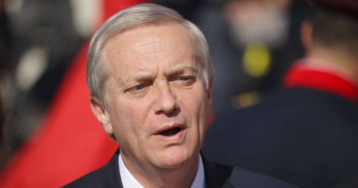 José Antonio Kast se opone a recorte presupuestario a las Fuerzas Armadas