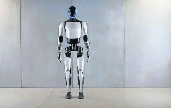 Enfoca Tesla su futuro en los robots