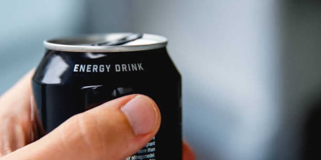 Diputados avalan prohibición en venta de bebidas energéticas para menores de edad