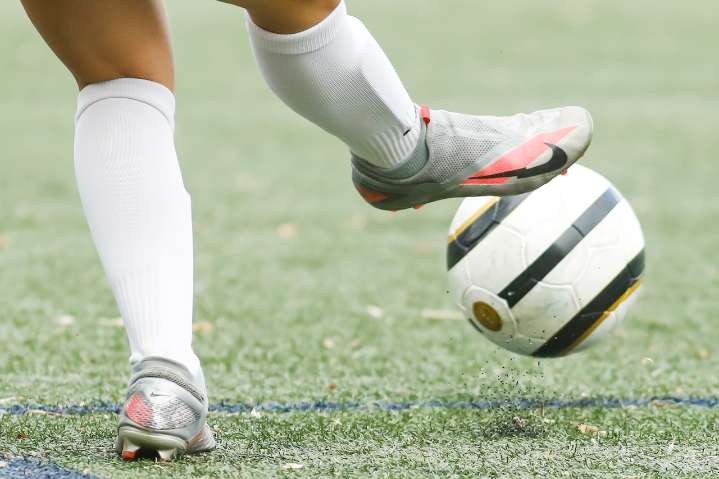 Szorosy and Kelly record matching hat tricks, Raritan tops St. Rose