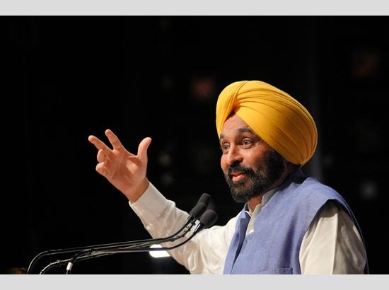 CM Mann: “Amit Shah called Rs 1,600 ‘Token Money’, promised more aid for Punjab”; Watch Video Photo Source: Babushahi Bureau [ FULL VIEW ]