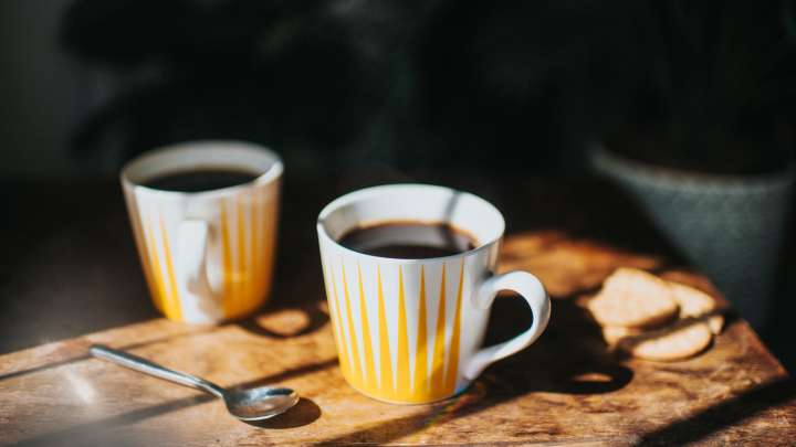 The Reason There Are Black Lines Inside Of A Ceramic Coffee Mug (And Is It Safe To Use?)