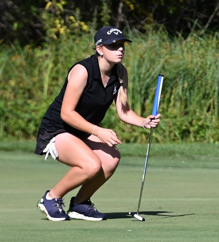Dakota dominates Macomb County field with repeat performance