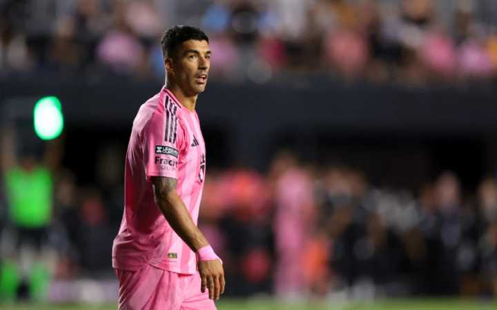MLS suspende a Luis Suárez por escupitajo en final de Leagues Cup