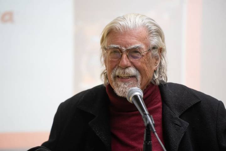 Ciudadano ADN. “Ese día cambió la historia de Chile”: Premio Nacional de Humanidades José Bengoa reflexiona sobre un nuevo 11 de septiembre