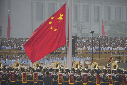 China exhibe poderío militar en desfile por el 80mo aniversario del fin de la Segunda Guerra Mundial