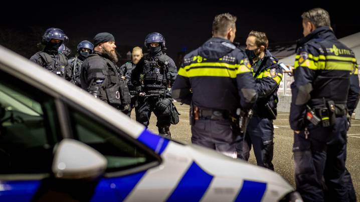 At least 30 arrested after anti immigration protest in the Netherlands turns violent