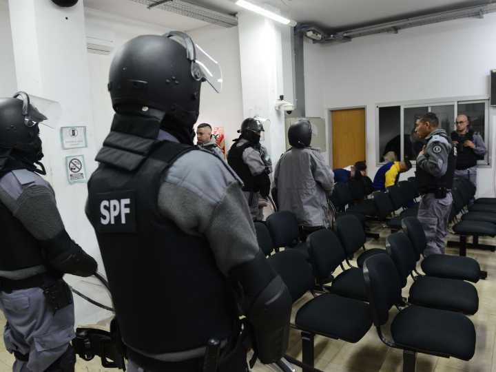 Con un imponente operativo de seguridad, arrancó el juicio contra el clan Villalba por la cocaína envenenada que mató a 24 personas