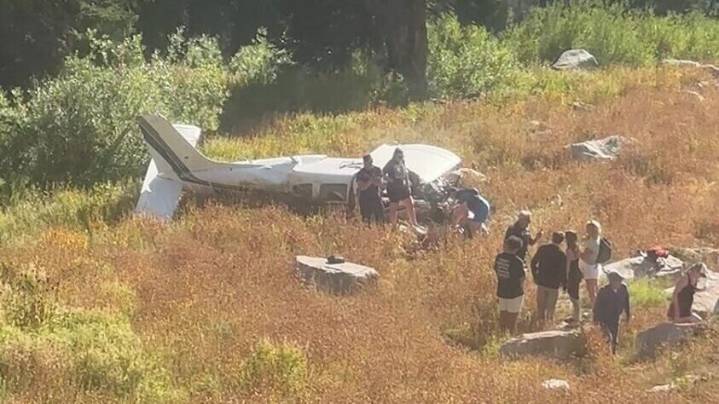 1 dead, 1 in critical condition in Little Cottonwood Canyon plane crash