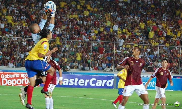 Venezuela busca superar a Colombia para alcanzar el repechaje