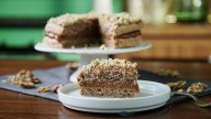 Torta de nuez: si querés comenzar la semana con el postrecito más rico, vas a amar esta receta