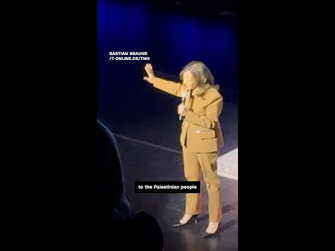 Kamala Harris responds to pro-Palestinian protestors at book event