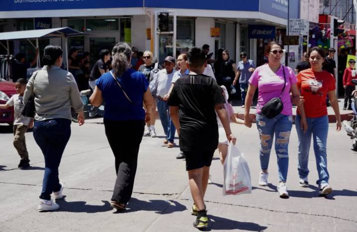 Reactivó regreso a clases comercio formal