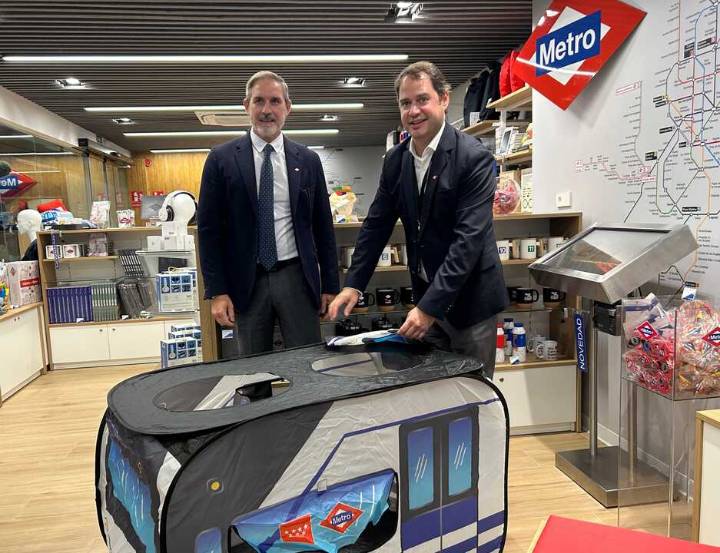 Metro de Madrid está en boca de todos por la obra de la Línea 6 y acaba de abrir una tienda en Ópera